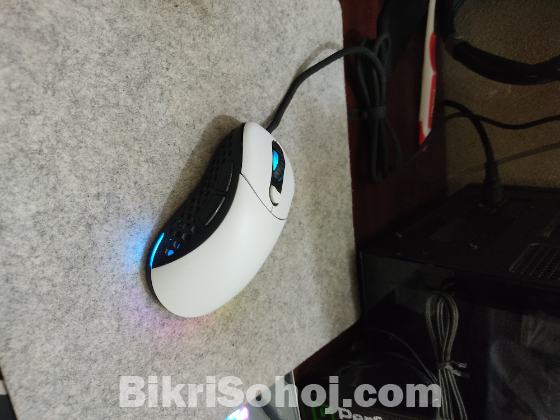 Pwnage Ultra custom ergo wired mouse